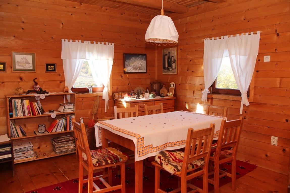 Cabin Menka Sirogojno エクステリア 写真